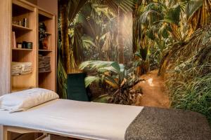 Κήπος έξω από το Emerald Spa Guest house