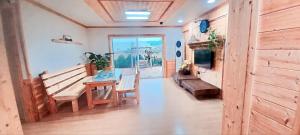 Fotografie z fotogalerie ubytování Tree House Guesthouse v destinaci Čedžu
