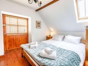 Ένα ή περισσότερα κρεβάτια σε δωμάτιο στο 1 Bed in Hognaston PK927