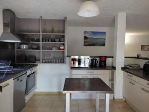 Photo de la galerie de l'établissement T4 Caminu 110m2 - Jardin, piscine, 6 pers, parking, à Porto-Vecchio 24 autres photos