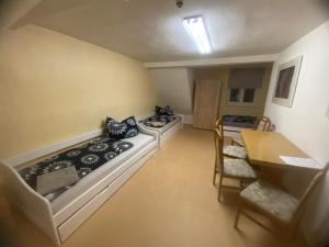 Kuchyň nebo kuchyňský kout v ubytování "Schullandheim Waltershausen" Hotel & Erlebniswelt