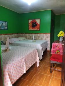 Gallery image of Hotel Economica in Coxen Hole