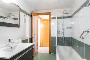 Łazienka w obiekcie Hotel Alda Ciudad de Toro
