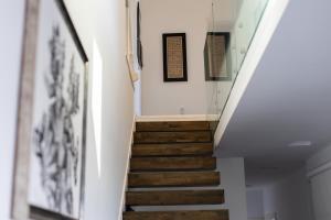Fotografie z fotogalerie ubytování Exclusive Lake Villa v destinaci Shirokë