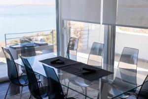 Fotografie z fotogalerie ubytování Exclusive Lake Villa v destinaci Shirokë