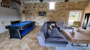 Posezení v ubytování Chambre Colomby Kaabi Marina