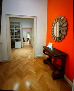 Fotografia z galérie ubytovania NAPOLIFOREVER Chiaia APARTMENT v Neapole