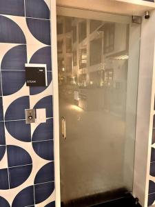 Studio: West Hollywood - World Class Amenities