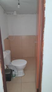 Vonios kambarys apgyvendinimo įstaigoje Chalé Jardim de Boipeba