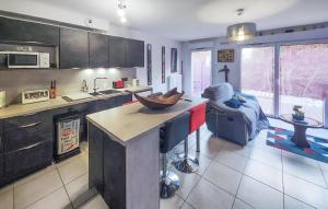 a kitchen with a counter with a bowl on it at 3 Bedroom Gorgeous Home In Agde in Agde