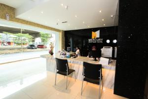 Kuchyň nebo kuchyňský kout v ubytování Mercury Boutique Hotel