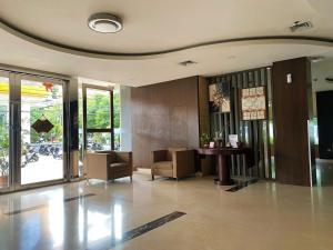 Gallery image of LYNT Hotel in Jakarta
