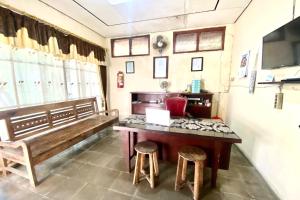 Fotografie z fotogalerie ubytování SPOT ON 93562 Hotel Kenanga 1 v destinaci Prambanan