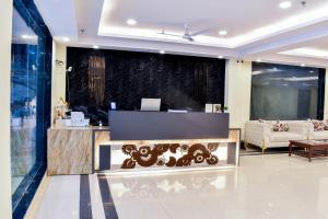 Posezení v ubytování HOTEL YASH PALACE Near IGI Airport