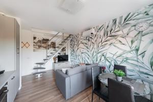 Χώρος καθιστικού στο Maisonnette Il Todeschino B12 by Wonderful Italy