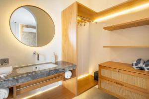 Koupelna v ubytování Mysa Boutique Hotel + 22 fotografií