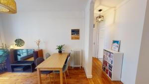 JOIVY Lovely flat near the majestic Eiffel Tower