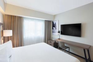 TV a/nebo společenská místnost v ubytování Fairfield by Marriott Los Cabos