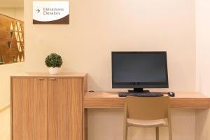 TV a/nebo společenská místnost v ubytování Fairfield by Marriott Los Cabos