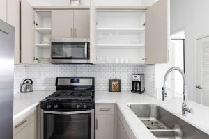 Culver City 1BR w Gym Pool WD nr shops LAX-326