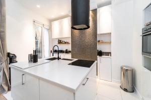 Pick A Flat's Apartment in Notre-Dame de Paris - Rue Saint-Severin