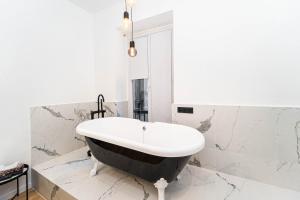 Pick A Flat's Apartment in Notre-Dame de Paris - Rue Saint-Severin