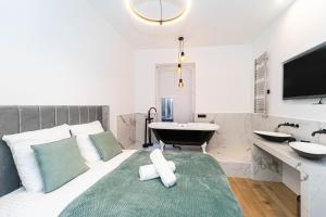 Pick A Flat's Apartment in Notre-Dame de Paris - Rue Saint-Severin