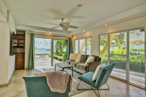 Istumisnurk majutusasutuses Incredible Beach Front Villa!