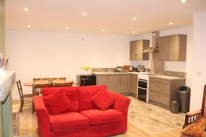 Kuchyň nebo kuchyňský kout v ubytování The Green Holiday Cottages