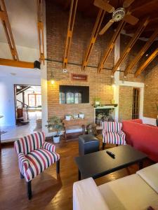 Hostel Falucho的休息区