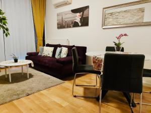 Posezení v ubytování Nova Galerija Studio Vita i Apartman Sara -parking in garage
