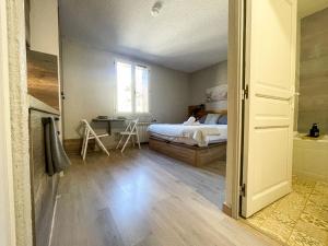 Postel nebo postele na pokoji v ubytování Apartamento ideal para parejas en Enveitg