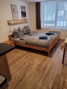 Postel nebo postele na pokoji v ubytování Apartmány 009