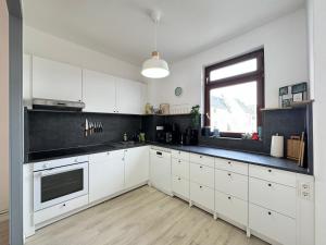 Köök või kööginurk majutusasutuses Wohnung in Bremerhaven