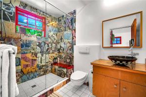 Artistic Venice Beach Studio w/Rooftop
