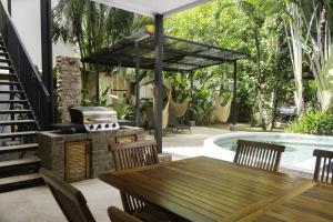 Κήπος έξω από το Heart of Jaco- Luxury Villa with Pool