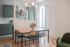 Charming 52 m renovated close to Montmartre