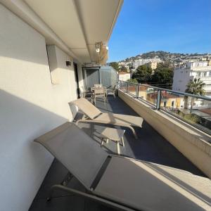 Μπαλκόνι ή βεράντα στο Top Floor Secret Garden, Cannes