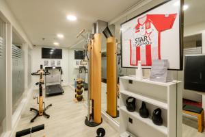 Fitness centrum a/nebo fitness zařízení v ubytování Hotel & Aparthotel Alize Mouscron