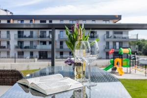 Zdjęcie z galerii obiektu Apartament LAWENDOWY Gardenia Dziwnów z widokiem na morze EPapartamenty w Dziwnowie +37 zdjęć
