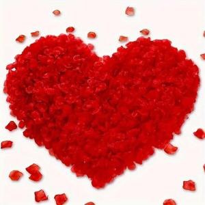 um coração cheio de rosas vermelhas numa mesa branca em Orléans Centre, studio Cosy, avec Options Romantiques et Gourmandises em Orléans