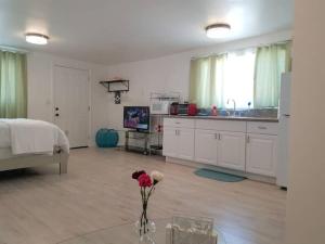 Gallery image of Sun Cabin #2 Pahrump in Pahrump