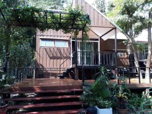 Bangunan di mana terletaknya chalet +9 gambar
