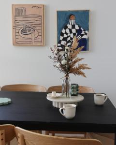 Galería fotográfica de Architect Home with View in Central Hobart en Hobart