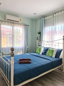 Postel nebo postele na pokoji v ubytování Castello Di Mare