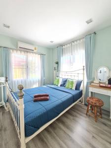 Postel nebo postele na pokoji v ubytování Castello Di Mare + 130 fotografií