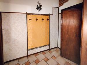 Gallery image of [Casa Glicine] Centro Storico in Pinerolo +9 photos