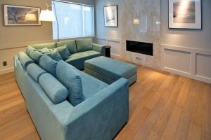 Posezení v ubytování Shirokuma Chalets