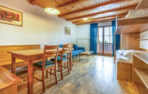 Katil atau katil-katil dalam bilik di Awesome Apartment In Pohorje