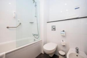 Kúpeľňa v ubytovaní Holiday Inn Express Barcelona - Montmeló by IHG